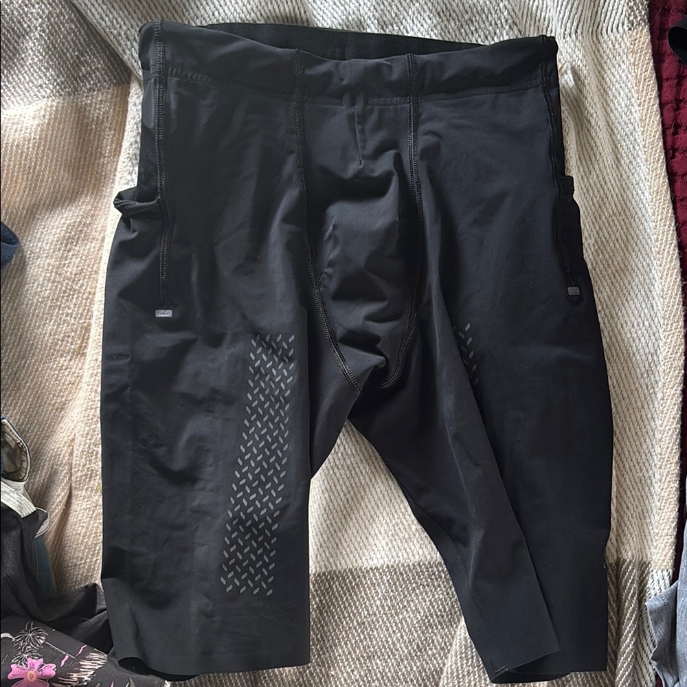 Men lululemon vital drive tight short (M)